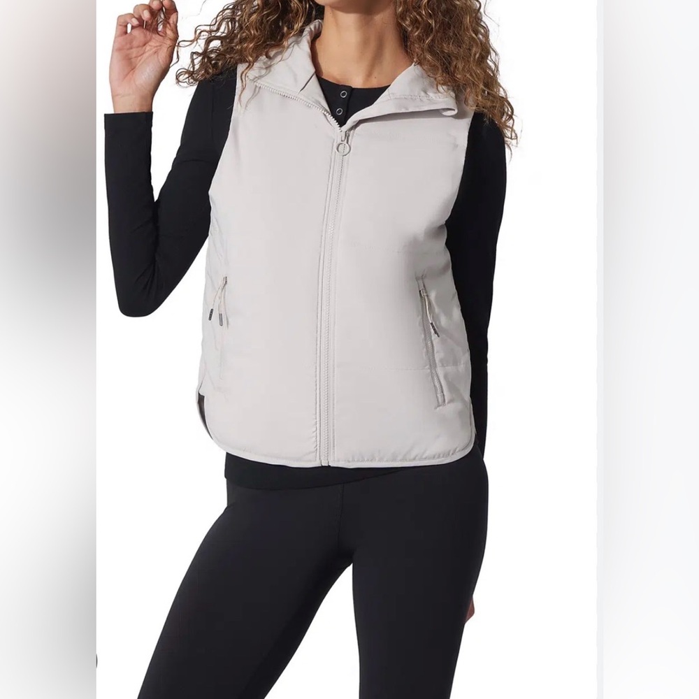Yogalicious Below Zero Lightweight Active Puffer … - image 1
